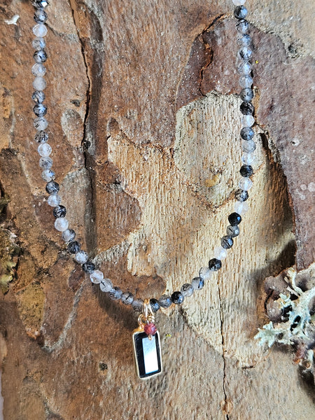 GF) NBK2225G Black Onyx & Black Tourmalinated Quartz Necklace