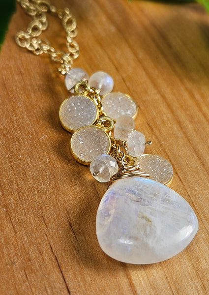 GF) Rainbow Moonstone & Druzy Agate Necklace  NWH0924G