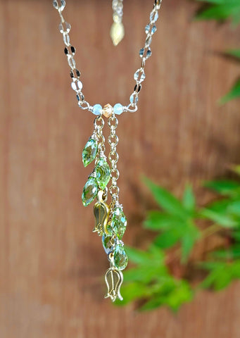 Peridot and Tulip Necklace NGR1024G