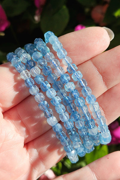 Faceted Aquamarine Stretchy Bracelets