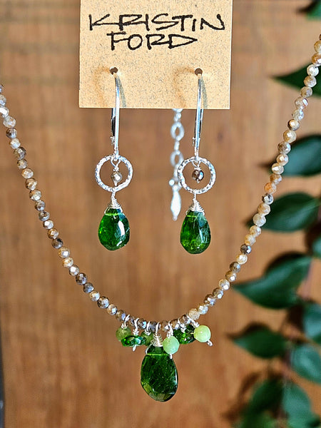 Chrome Diopside Earrings  EGR2224