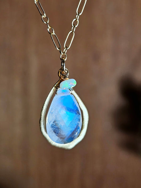 GF) Rainbow Moonstone Necklace  NWH0725G