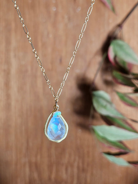 GF) Rainbow Moonstone Necklace  NWH0725G