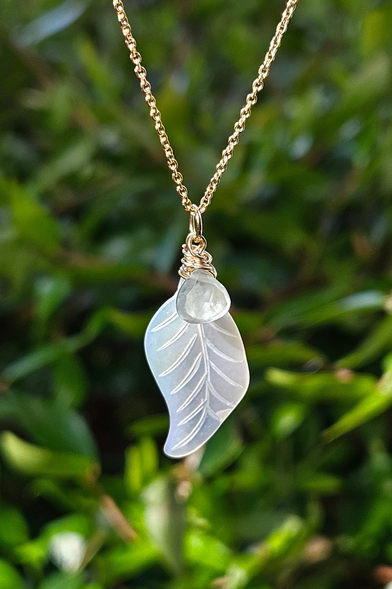 GF) Mother of Pearl & Aquamarine Necklace  NWH1725G