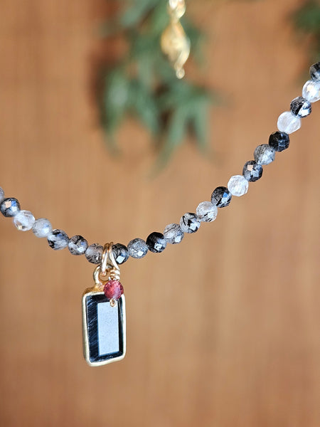 GF) NBK2225G Black Onyx & Black Tourmalinated Quartz Necklace