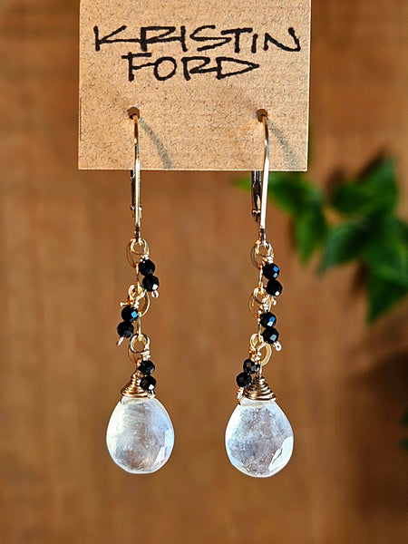 GF) Rainbow Moonstone & Black Spinel Necklace  NWH6726G