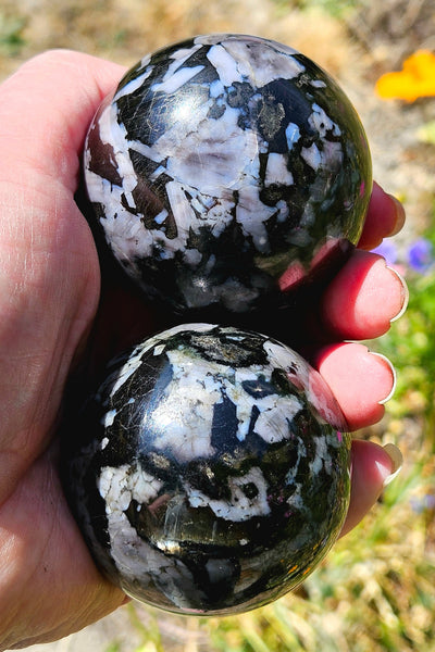 Indigo Gabbro / Mystic Merlinite / Finlandite