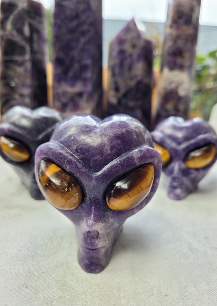 Lepidolite Alien Star Being Skull